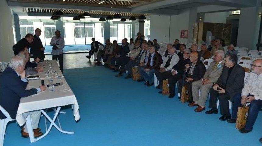 Kağıt&ccedil;ılık G&uuml;n&uuml; Panelle Kutlandı