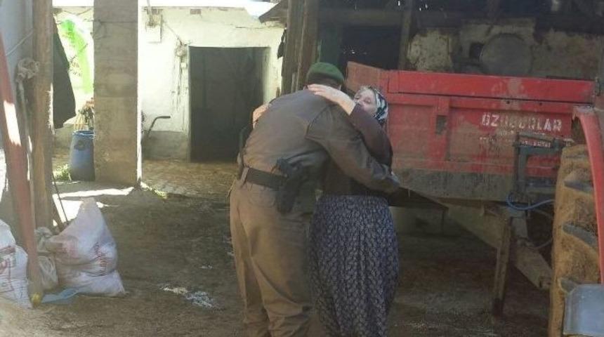 Jandarma Sevgisi Bir Başka Oluyor