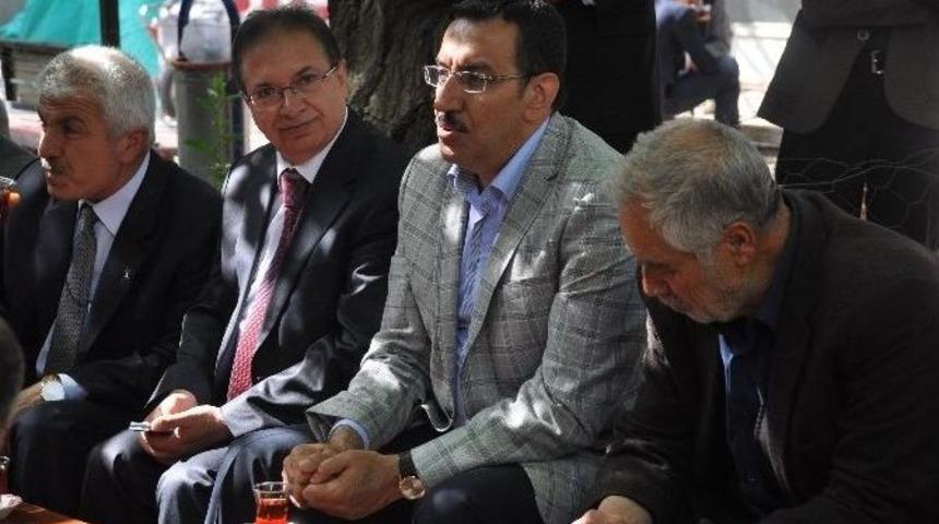 T&uuml;fenkci: &ldquo;ak Parti, Milletin Kurduğu Partidir&rdquo;