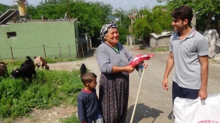 &Ouml;ğrencilerden Sosyal Yardımlaşma Projesi