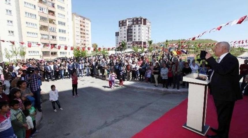 Yenimahalle&rsquo;den T&uuml;rk Milleti&rsquo;nin Annesi Adına Park