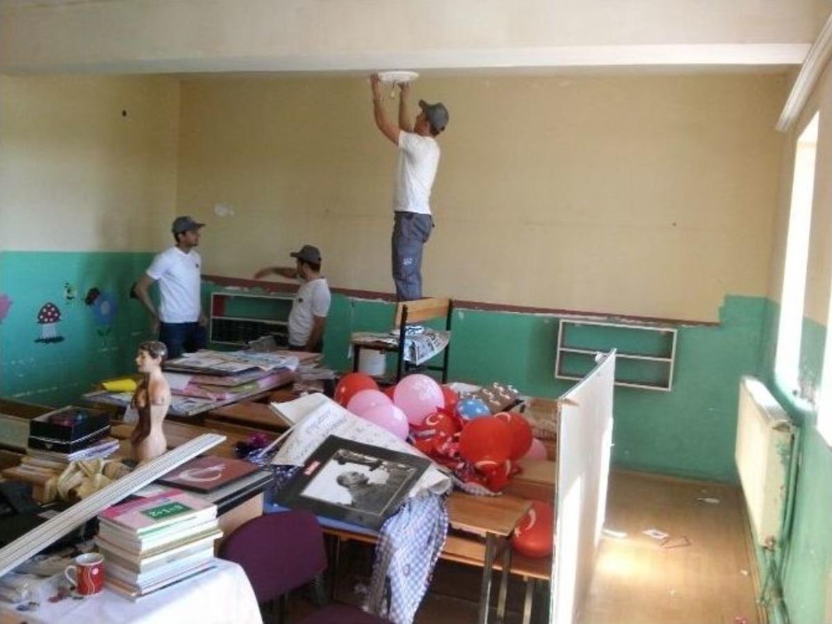 Erkek Hemşire Adayı &Ouml;ğrenciler &lsquo;bir Fır&ccedil;a Da Sen S&uuml;r&rsquo; Projesine İmza Attılar