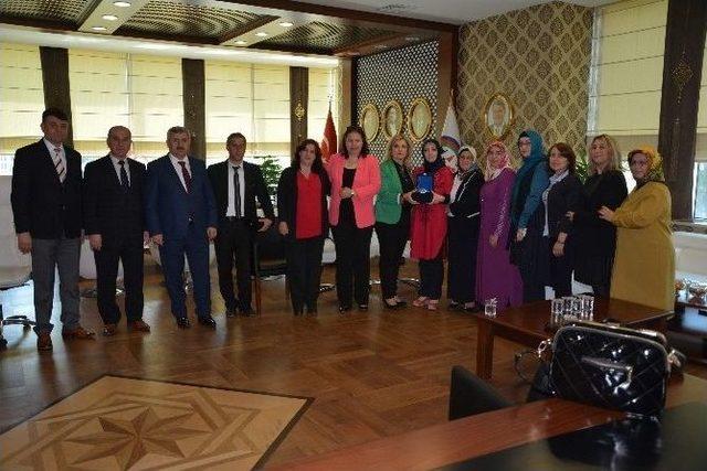 Baran İznik Kent Konseyi Kadın Meclisini Ağırladı 1