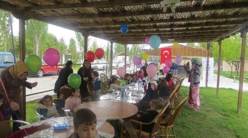 Mmo &lsquo;dan Anneler G&uuml;n&uuml; Etkinliği