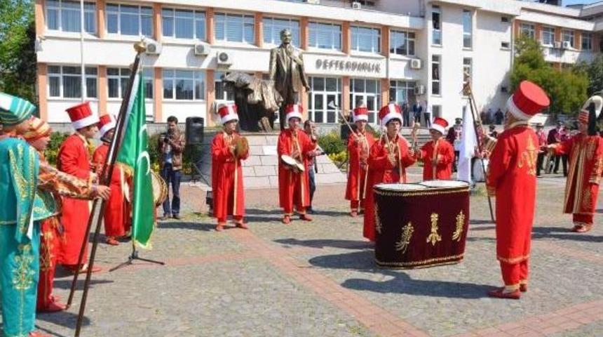Engellilerin Oluşturduğu Mehteran Ekibine B&uuml;y&uuml;k Ilgi