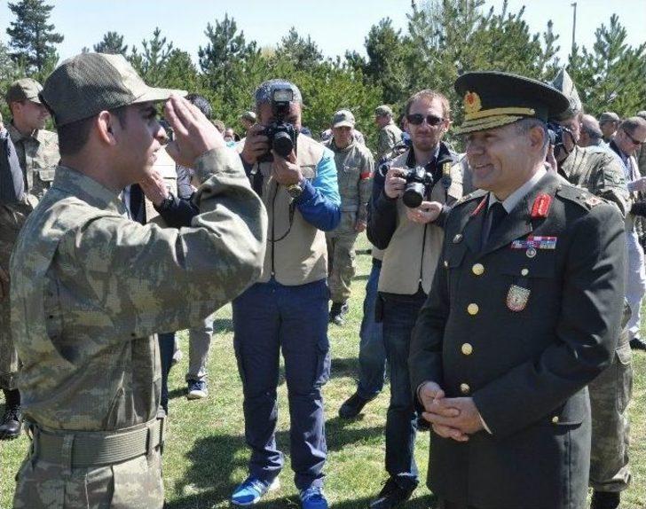 Kınalı Kuzular Bir Gün De Olsa Asker Oldu G2