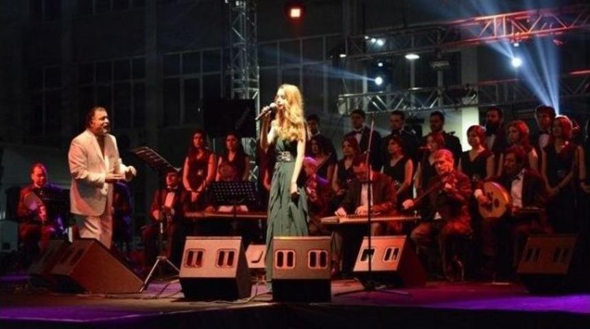 Be&uuml;&rsquo;deki Şenlikler T&uuml;rk Sanat M&uuml;ziği Konseri İle Sona Erdi