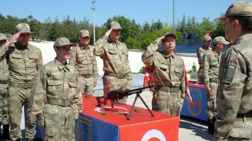 Bilecik'te 20 Engelli 1 G&uuml;nl&uuml;k Askerlik Yaptı