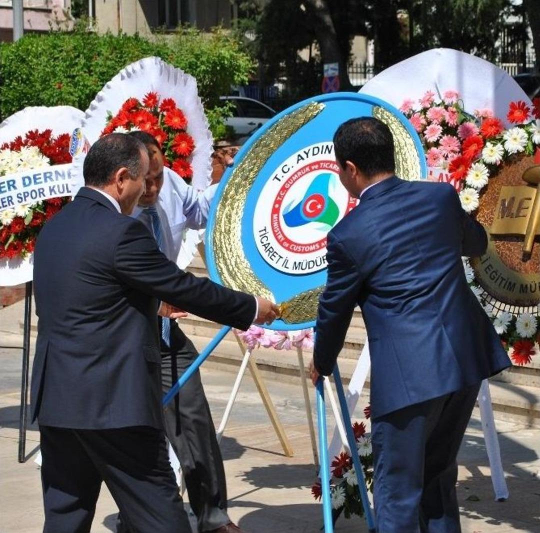 Aydın&rsquo;da Esnafa Mehterli Ahilik Ziyareti