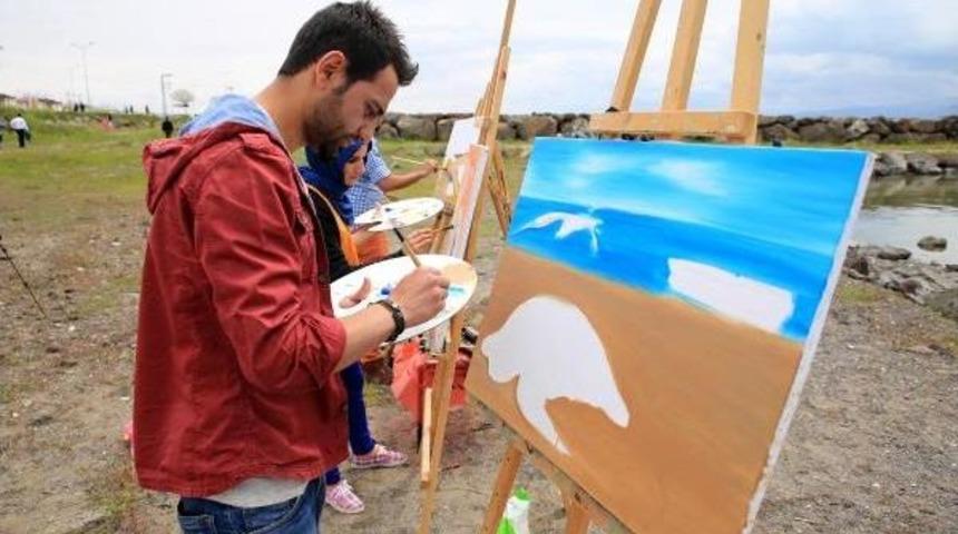 Van'da 'g&uuml;l&uuml;m&uuml;z&uuml; Kirletmeyelim' Etkinliği