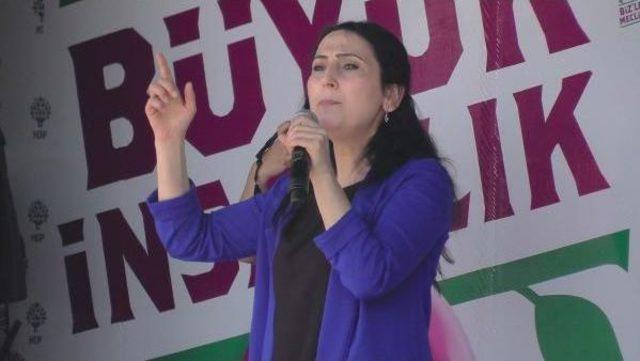 Hdp Eş Genel Başkanı Figen Yüksekdağ: Evren Işlediği Suçların Hesabını Vermeden Gitti