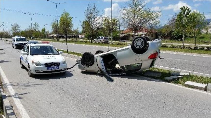Bolu&rsquo;da Trafik Kazası: 2 Yaralı
