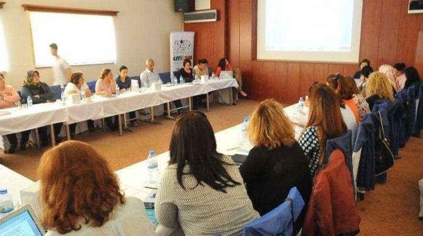 Dedeoğlu: "artık Kadınlar Da &Ccedil;alışmalıdır"