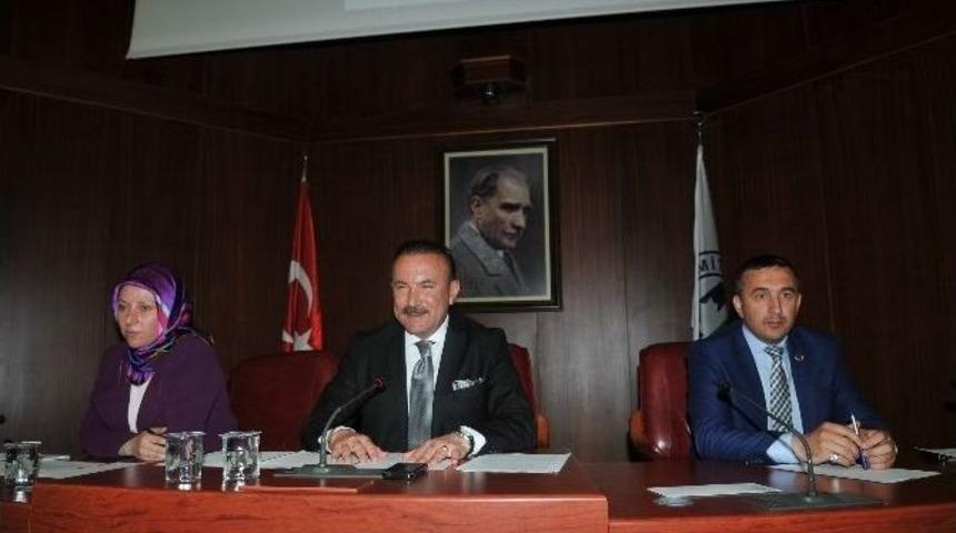 Başkan Doğan: &ldquo;izmit&rsquo;te Hedefimiz 250 Milyonluk B&uuml;t&ccedil;e&rdquo;
