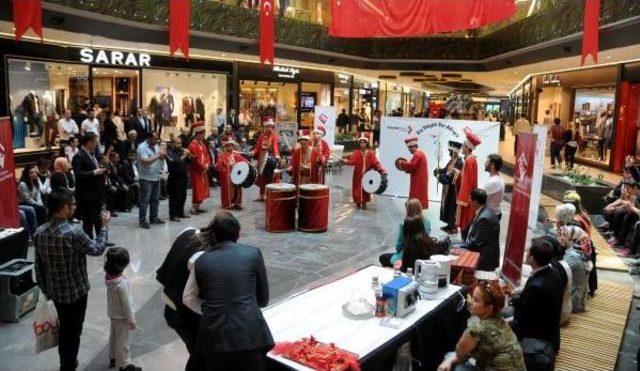 Gaziantep’Te Engelli Öğrenciler Kermes Açtı