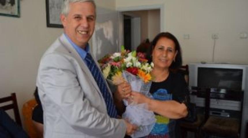 S&ouml;ke Belediye Başkanı Toyran, Hemşireleri Unutmadı