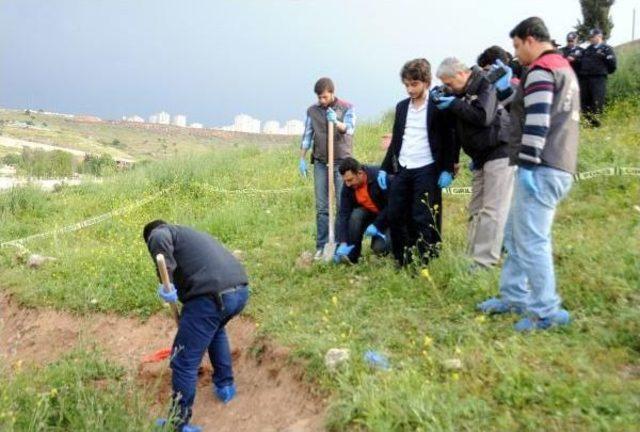 Gaziantep'te Arazide Insan Kemiği Bulundu