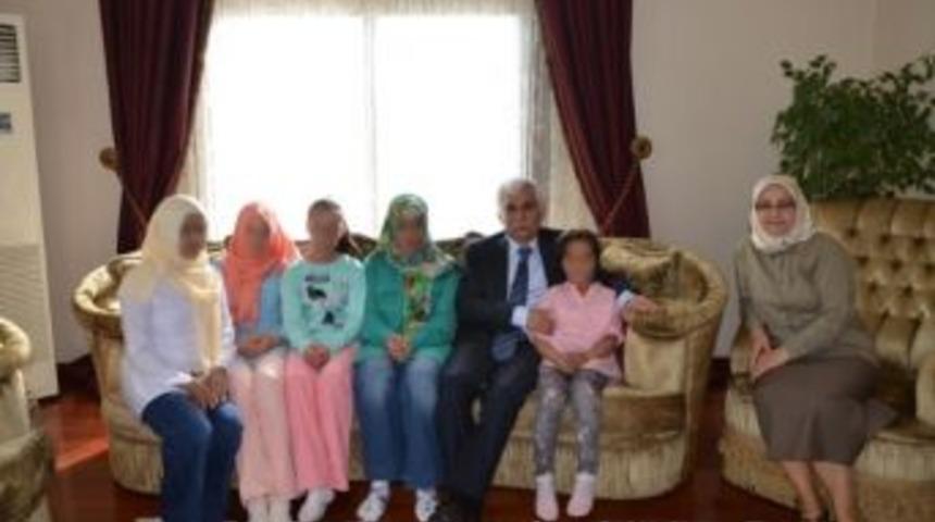 Sevgi Evlerinde Kalan &Ccedil;ocuklar Vali Orhan Alimoğlu&rsquo;nu Ziyaret Etti