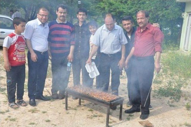 Akçakale Belediyesi Engellilere Özel Gezi Düzenledi