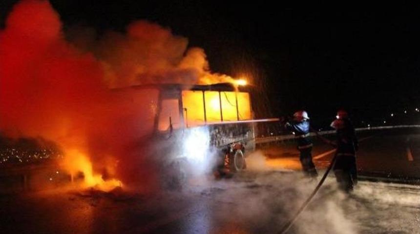 Plakası Bile Takılmadan Alev Alev Yandı