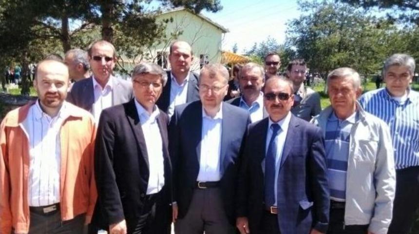 Başkan Bakıcı Ahmetler K&ouml;y&uuml;&rsquo;ndeki Yağmur Ve Ş&uuml;k&uuml;r Duası&rsquo;na Katıldı