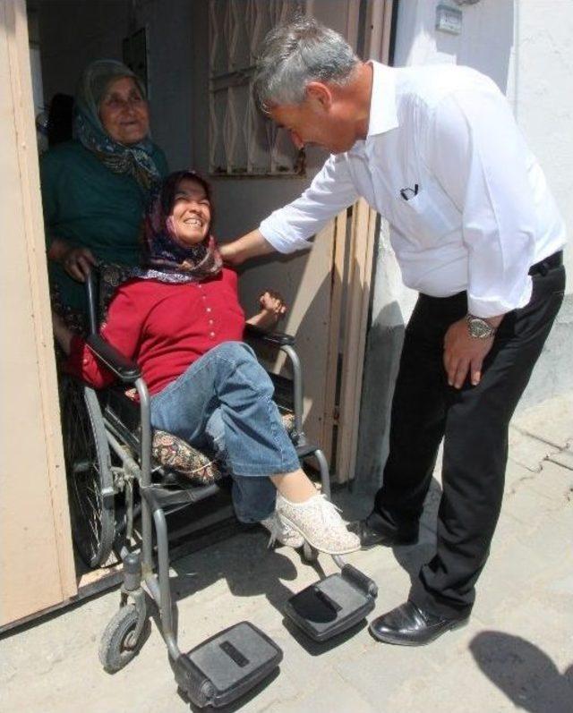 Başkan Yaralı&rsquo;dan Semiha&rsquo;ya Tekerlekli Sandalye S&ouml;z&uuml; 1