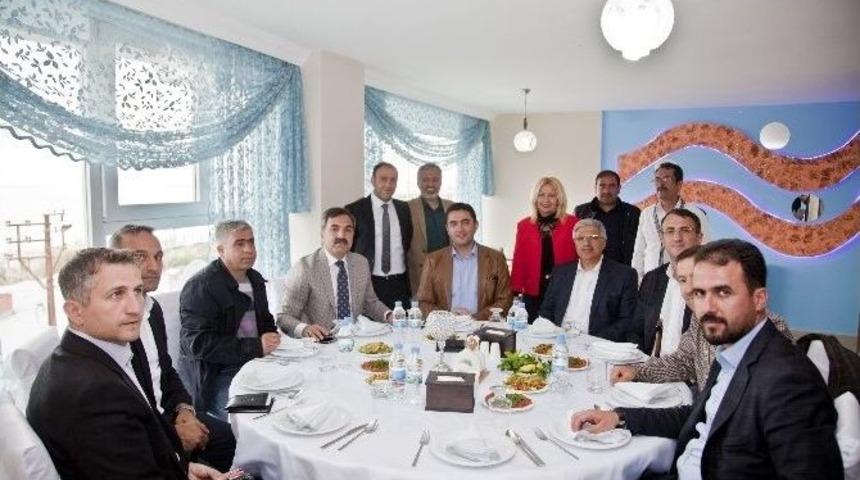 Ahlat&rsquo;ta &ldquo;h&uuml;nkar Adana Sofrası&rdquo; A&ccedil;ıldı