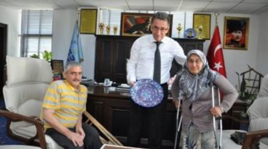 Başkan Saka&rsquo;ya Anlamlı Hediye