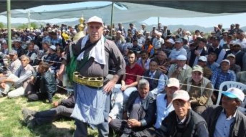 Sırtında G&uuml;ğ&uuml;mle Limonata Sattı