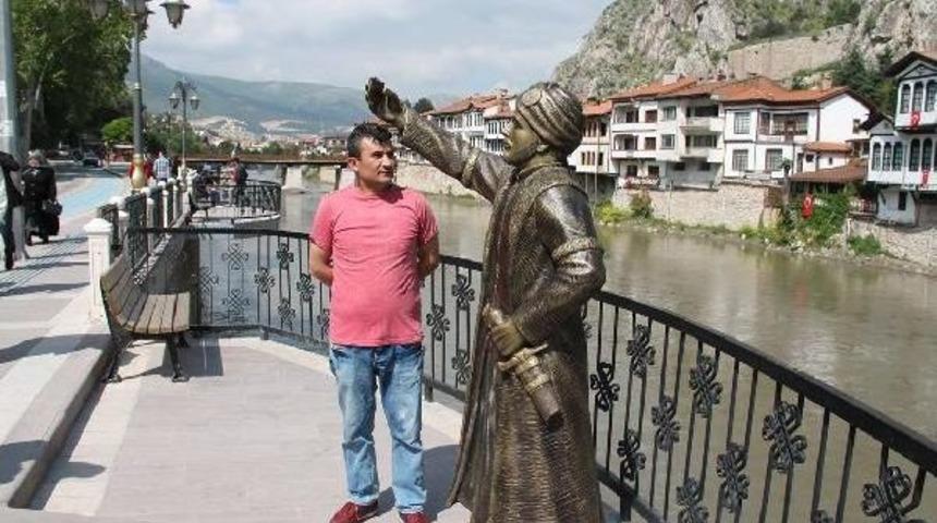 Turizmciler Şehzade Heykeline Saldırıları Kınadı