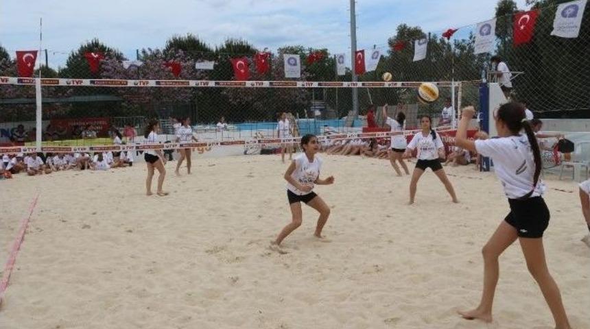 Spor Şenlikleri Başladı