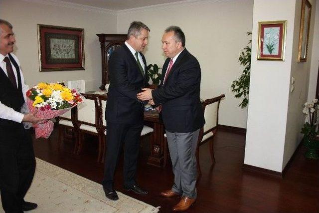 Esnaf Temsilcileri Vali Ali Fidan&rsquo;ı Ziyaret Etti 1