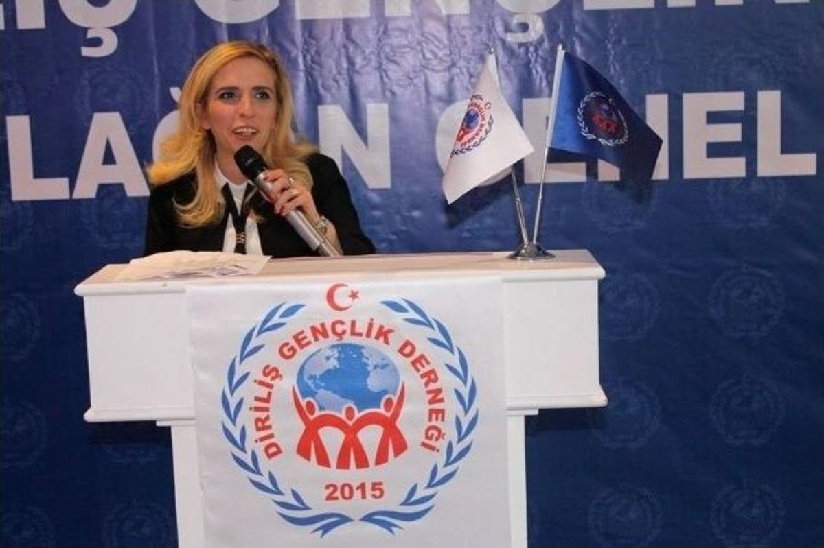 Diriliş Gen&ccedil;lik Derneği Kongresini Ger&ccedil;ekleştirdi