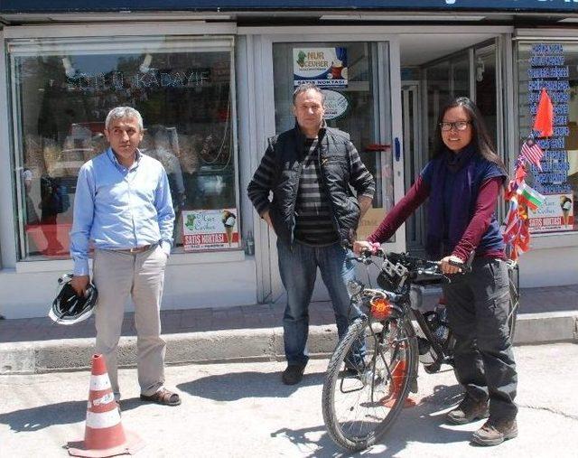 Bisikletle Tek Başına D&uuml;nya Turu 2