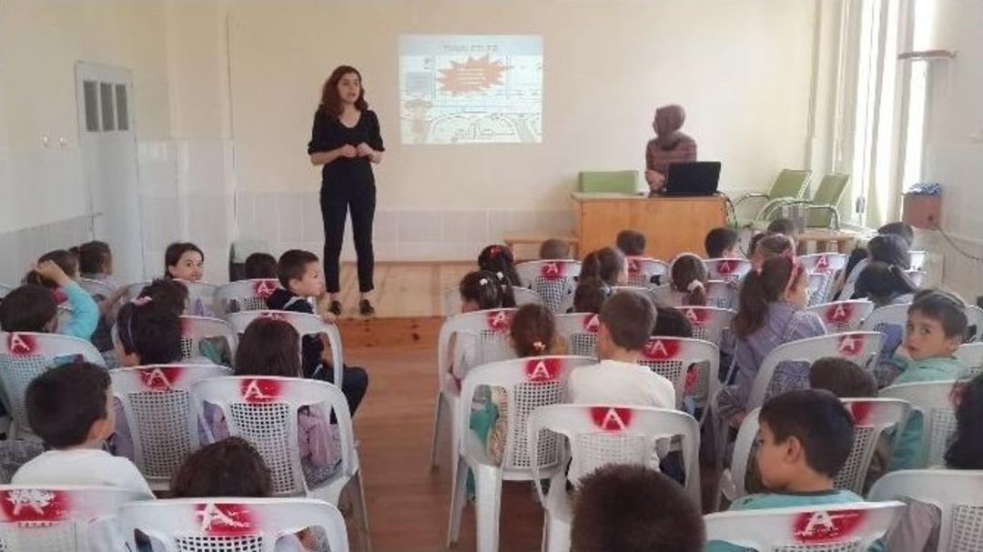 İlkokul &Ouml;ğrencilerine &rsquo;kişisel Hijyen&rsquo; Eğitimi