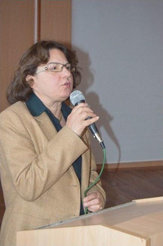 &rsquo;7-12 Yaş Aile Eğitimi&rsquo; Kursiyerleri Sertifikalarını Aldı 2