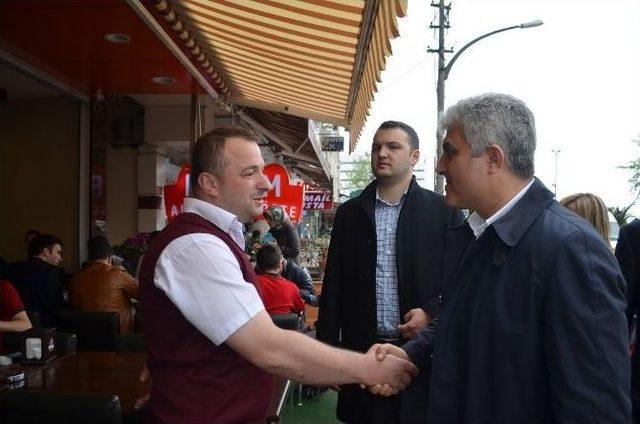 Ak Parti Trabzon Milletvekili Adayı Günnar Demircide Örsün Başına Geçip Demir Dövdü