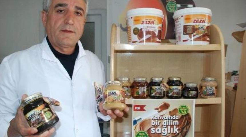 Evinin Alt Katına Tesis Kurup, Ke&ccedil;i Boynuzu Kreması &Uuml;retti