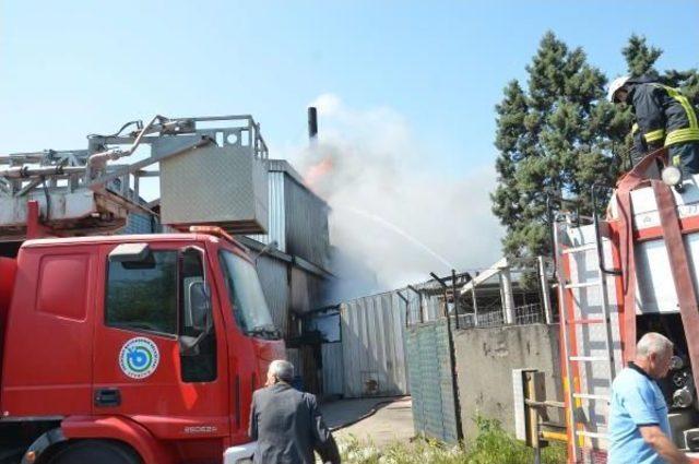 Tekstil Fabrikasında Yangın 1