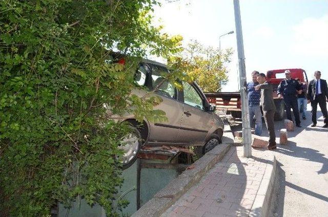 Kadın Sürücü Yayalara Yol Verince Olanlar Oldu