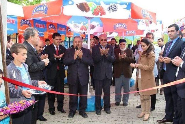 İhtiyaç Sahibi Öğrenciler İçin Kermes Düzenlediler