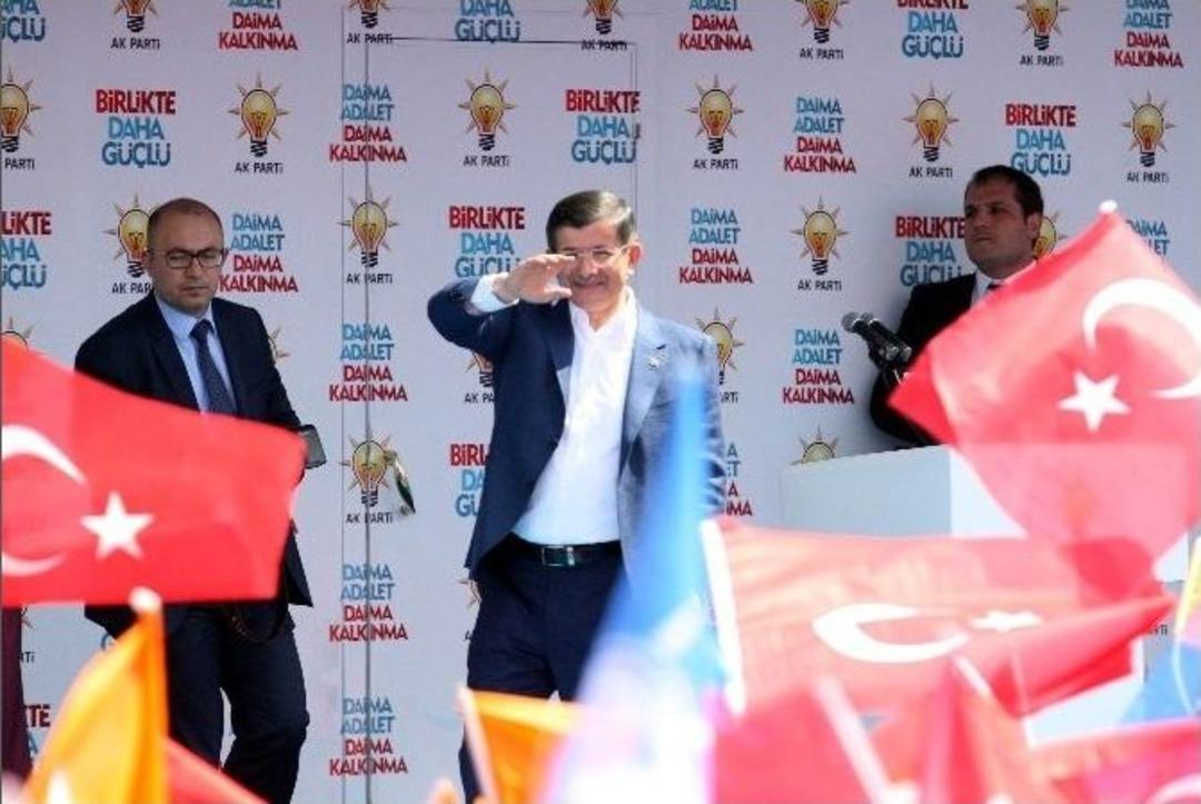 Başbakan Davutoğlu Isparta&rsquo;da (1)