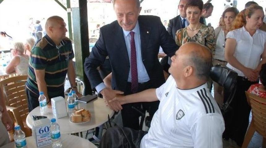 Didim&rsquo;de Engelliler Kahvaltıda Biraraya Geldi