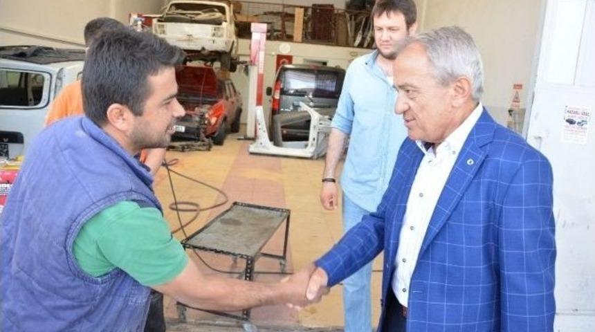 Yaşar Coşkun Esnafın Sıkıntılarını Dinledi