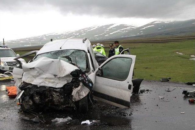 Kars-ardahan Karayolunda Feci Kaza: 6 Ölü, 17 Yaralı