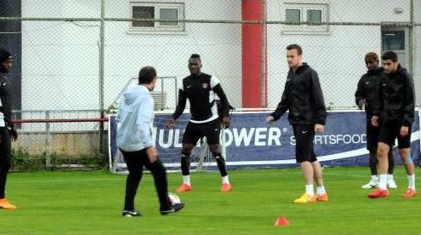 Gaziantepspor, &Ccedil;aykur Rizespor Ma&ccedil;ına Hazırlanıyor