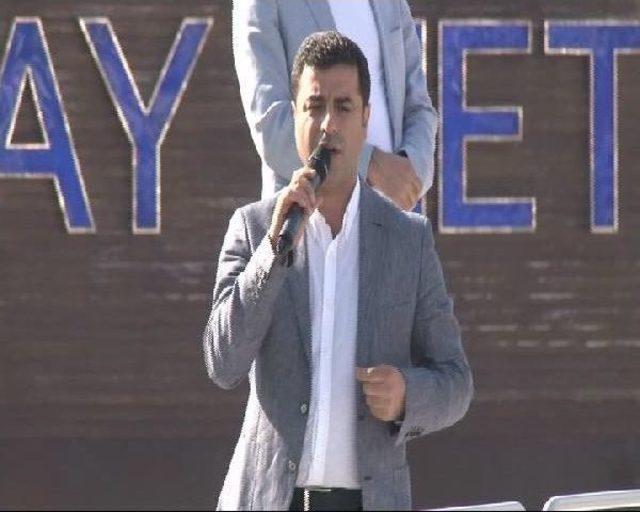 Demirtaş, İstanbul Aksaray Mitinginde Konuştu...