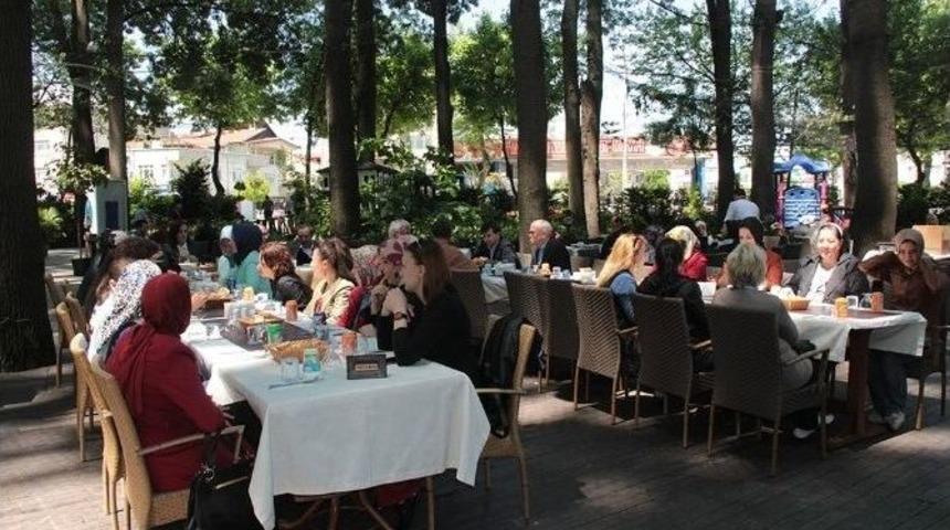 Sağlık Personelleri İle Buluşma D&uuml;zenlendi