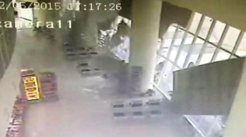 Başkan Ercengiz, Tavanı &Ccedil;&ouml;ken Otogarda İnceleme Yaptı