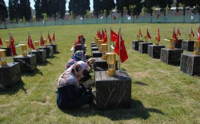 Soma'da 301 Madenci Için Bir Yıl Sonra Aynı Acı, Aynı Ağıt